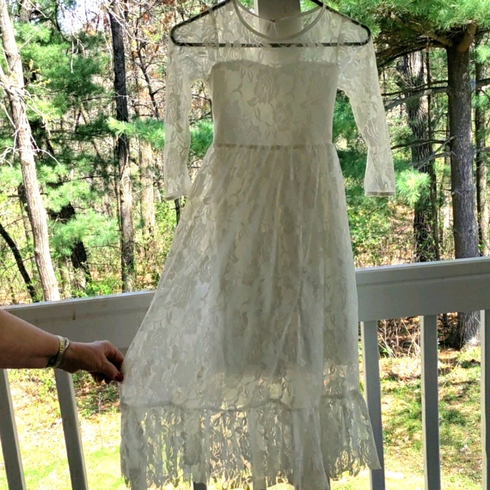 Kid's lace dress
